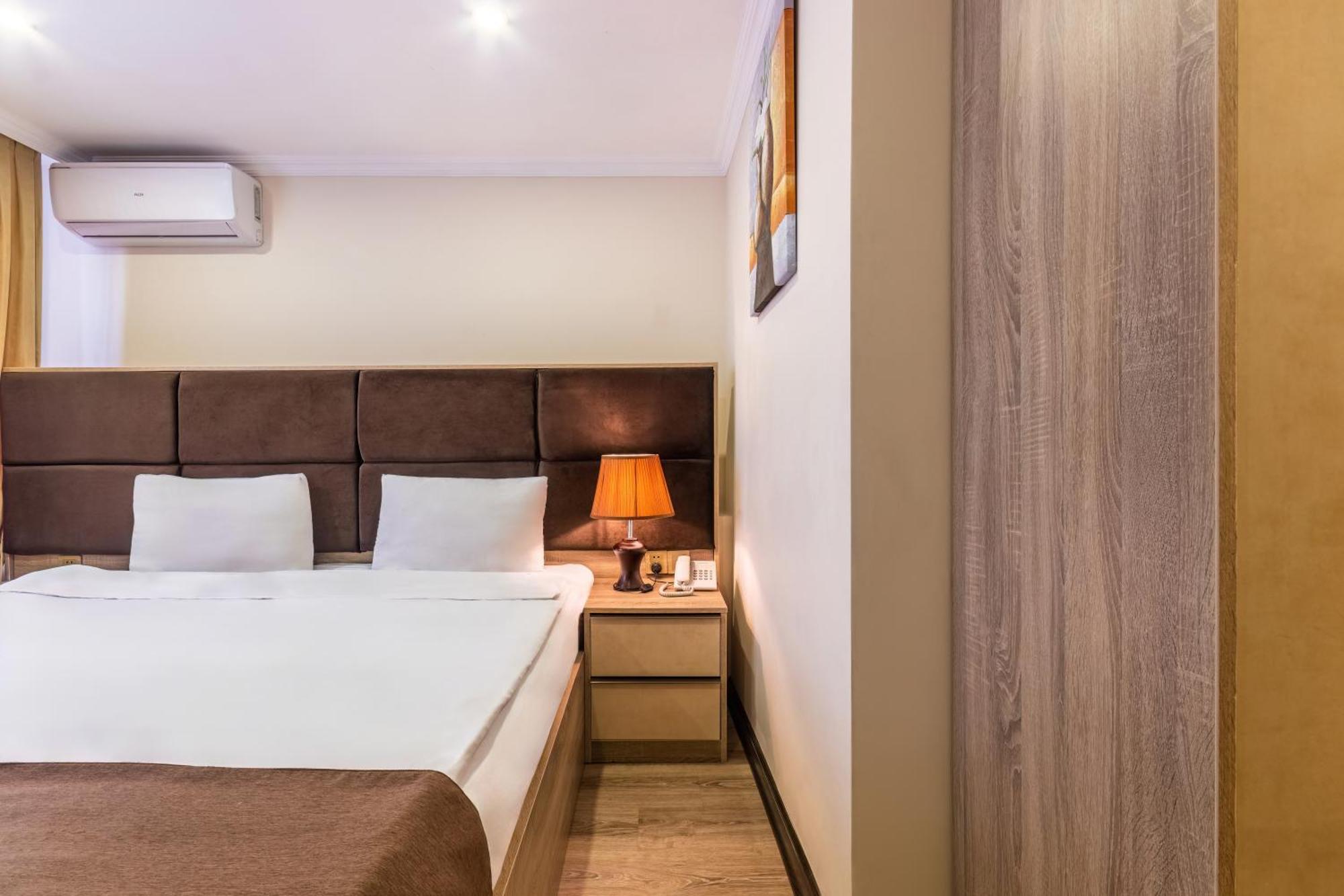 Deluxe Hotel 바쿠 외부 사진